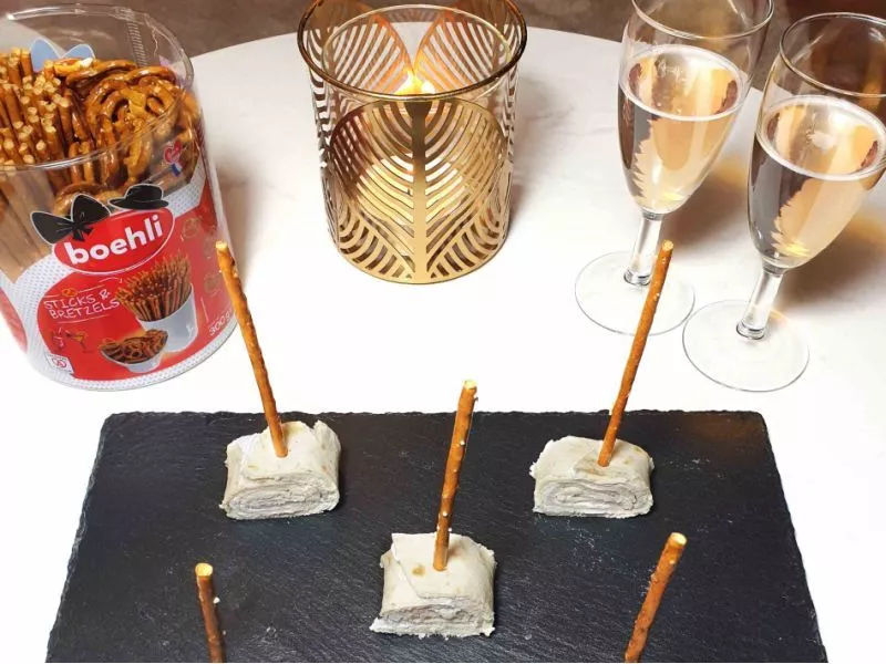 Wrap jambon/ fromage en sucette de sticks