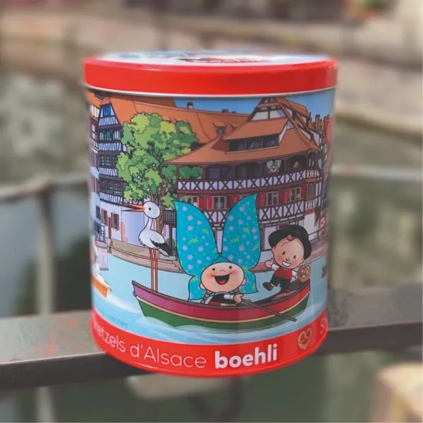 BOÎTE COLLECTOR BOEHLI X LOVELY ELSA – AVEC MÉLANGE STICKS ET MINI-BRETZELS – TUBO 300G